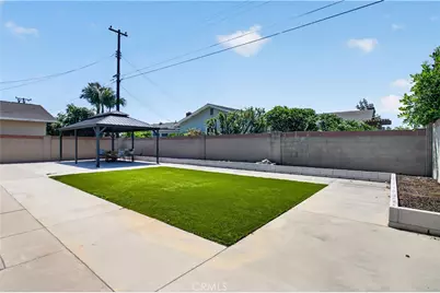 6692 Kiwi Cir, Cypress, CA 90630 - Photo 20