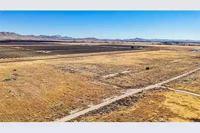 550 90th Street, Rosamond, CA 93560 - Photo 24