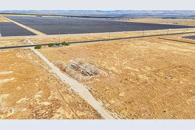 550 90th Street, Rosamond, CA 93560 - Photo 20