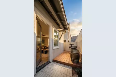 28878 Vinecrest Court, Temecula, CA 92590 - Photo 2