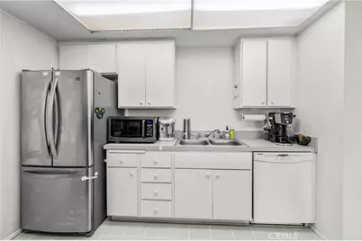 6600 Warner Ave #42, Huntington Beach, CA 92647 - Photo 14