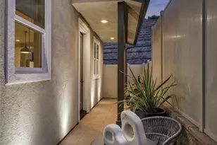 28884 Vinecrest Ct, Temecula, CA 92590 - Photo 4