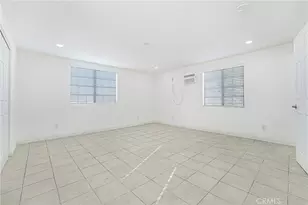 400 W 109th, Los Angeles, CA 90061 - Photo 14