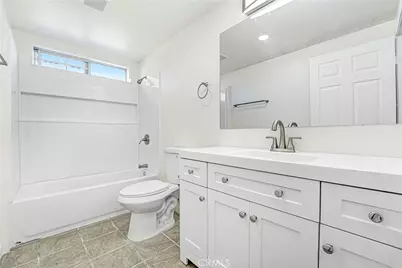 400 W 109th, Los Angeles, CA 90061 - Photo 12