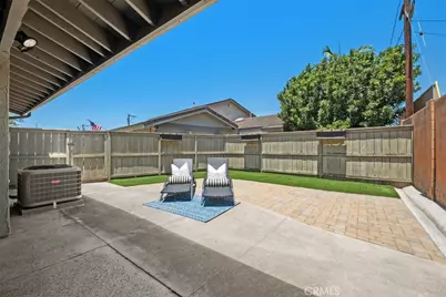 241 E Ponderosa Lane, Anaheim, CA 92802 - Photo 20