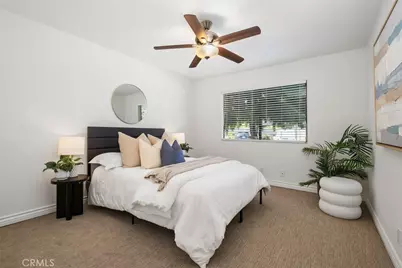 241 E Ponderosa Lane, Anaheim, CA 92802 - Photo 16