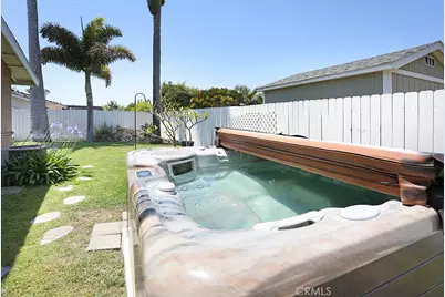 8841 Jarrett, Huntington Beach, CA 92647 - Photo 12