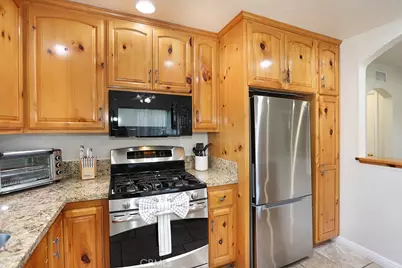 8841 Jarrett, Huntington Beach, CA 92647 - Photo 28