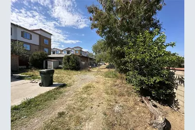 16246 Arrow, Fontana, CA 92335 - Photo 4