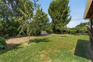 8104 Valdina Dr, Downey, CA 90240 - Photo 18