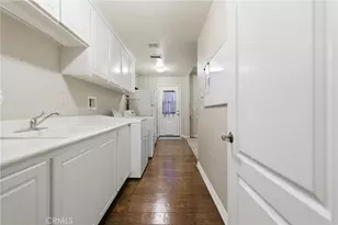 3435 S Saddleback Ct, Santa Ana, CA 92704 - Photo 20