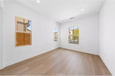 118 Sunnybank, Irvine, CA 92618 - Photo 16