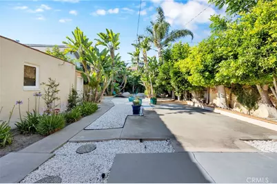 11301 Blix, Los Angeles, CA 91602 - Photo 24