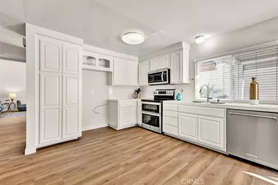 14401 Morning Glory, Tustin, CA 92780 - Photo 8
