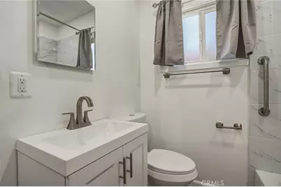 4076 Hillcrest Drive #A, Los Angeles, CA 90008 - Photo 14