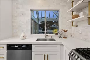 110 Hartford Dr, Newport Beach, CA 92660 - Photo 8