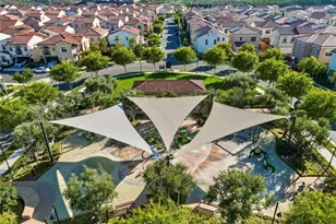 128 Newburry, Irvine, CA 92618 - Photo 44