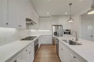 128 Newburry, Irvine, CA 92618 - Photo 6