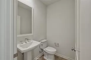 128 Newburry, Irvine, CA 92618 - Photo 12