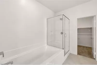 16042 Butterfly Drive, Fontana, CA 92336 - Photo 28