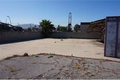 15251 Boyle Avenue, Fontana, CA 92337 - Photo 8