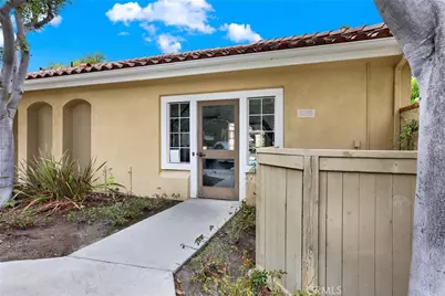 154 Gallery, Tustin, CA 92782 - Photo 18