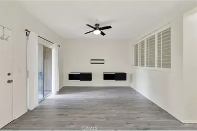 154 Gallery, Tustin, CA 92782 - Photo 16