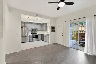 154 Gallery, Tustin, CA 92782 - Photo 14