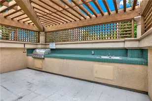 154 Gallery, Tustin, CA 92782 - Photo 32