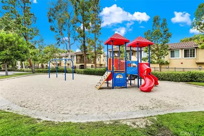 154 Gallery, Tustin, CA 92782 - Photo 26