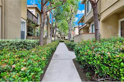 154 Gallery, Tustin, CA 92782 - Photo 32