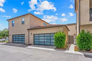 352 Chorus, Irvine, CA 92618 - Photo 2