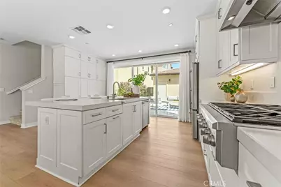 352 Chorus, Irvine, CA 92618 - Photo 6