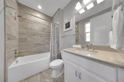 60 Dunmore, Irvine, CA 92620 - Photo 32