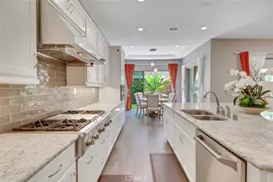 60 Dunmore, Irvine, CA 92620 - Photo 12
