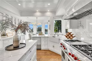 11 Hillsborough, Newport Beach, CA 92660 - Photo 8