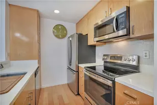 5257 Radford Ave, Valley Village, CA 91607 - Photo 12