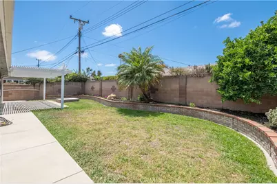 17081 Kampen Lane, Huntington Beach, CA 92647 - Photo 26