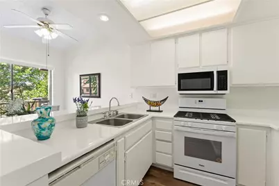 1015 Margarita #D202, Corona, CA 92879 - Photo 8