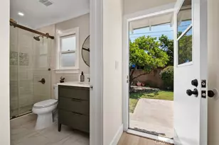1901 N Greenbrier St, Santa Ana, CA 92706 - Photo 30