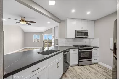 3605 E Anaheim Street #420, Long Beach, CA 90804 - Photo 6