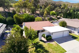 5835 Cardoza Dr, Westlake Village, CA 91362 - Photo 2