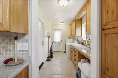 1170 Klondike, Lake Arrowhead, CA 92352 - Photo 20