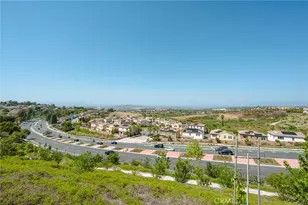 1610 Holly Leaf, Oceanside, CA 92056 - Photo 6