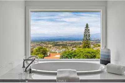 17 Napoli, Newport Beach, CA 92660 - Photo 34