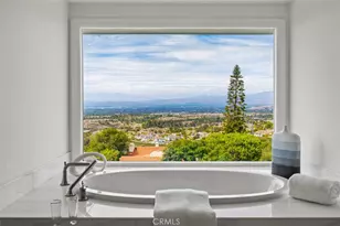 17 Napoli, Newport Beach, CA 92660 - Photo 34
