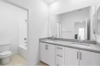 15926 Conservatory Drive, Fontana, CA 92336 - Photo 20