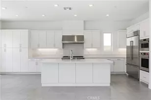 153 Apron, Irvine, CA 92618 - Photo 6