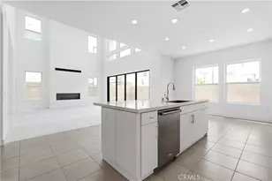153 Apron, Irvine, CA 92618 - Photo 8