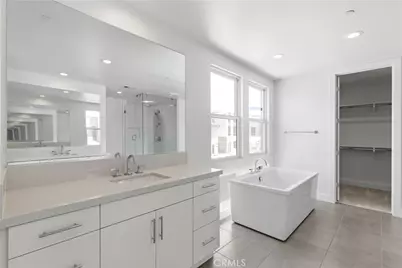 153 Apron, Irvine, CA 92618 - Photo 20